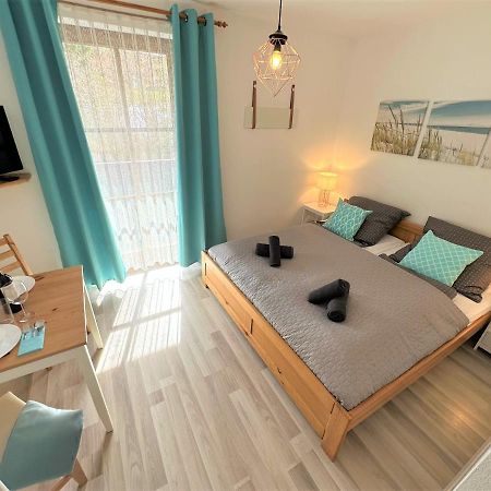 Cozy Apartment Bavarian Forest +Pool +Sauna +Netflix ツヴィーゼル エクステリア 写真